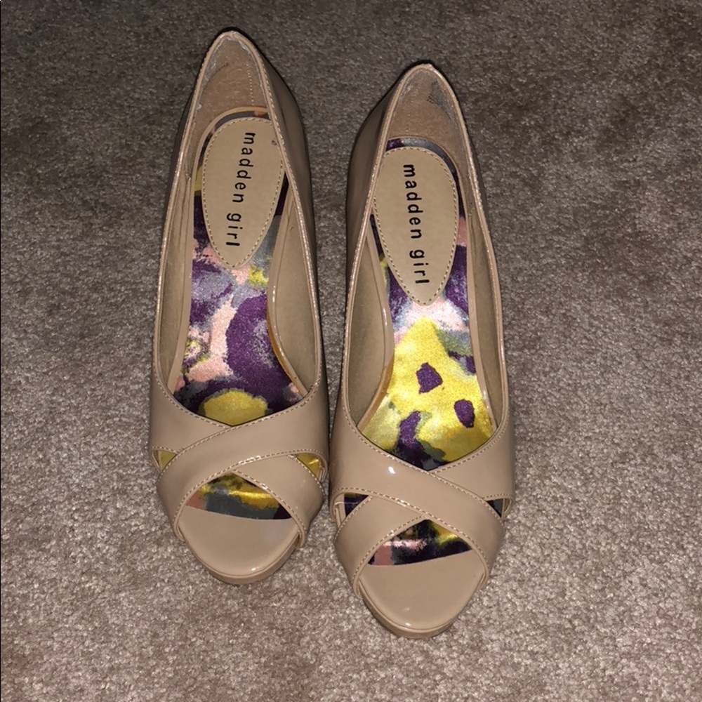 Madden girl peep-toe heels
